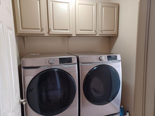 2113 SUN COUNTRY Drive, El Paso, TX 79938