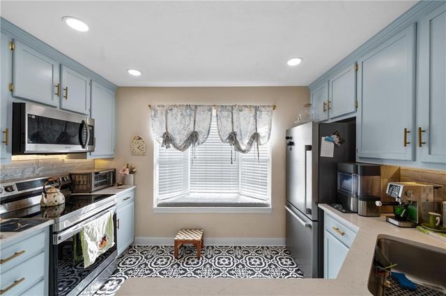 1000 D'olive Springs Drive D-2, Daphne, AL 36526