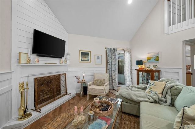 1000 D'olive Springs Drive D-2, Daphne, AL 36526