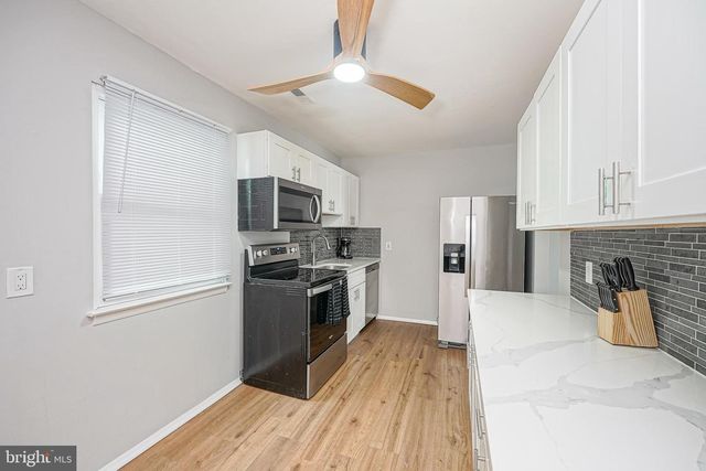 341 CLARKSON ST, Burlington, NJ 08016
