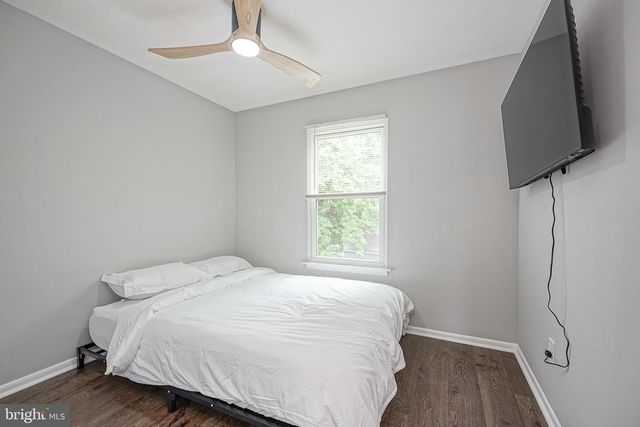 341 CLARKSON ST, Burlington, NJ 08016