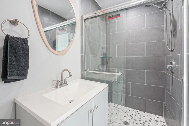 341 CLARKSON ST, Burlington, NJ 08016