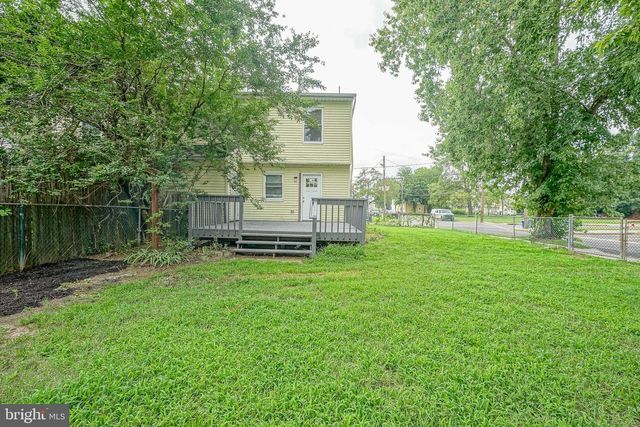 341 CLARKSON ST, Burlington, NJ 08016