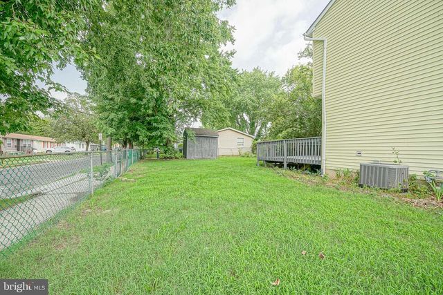 341 CLARKSON ST, Burlington, NJ 08016