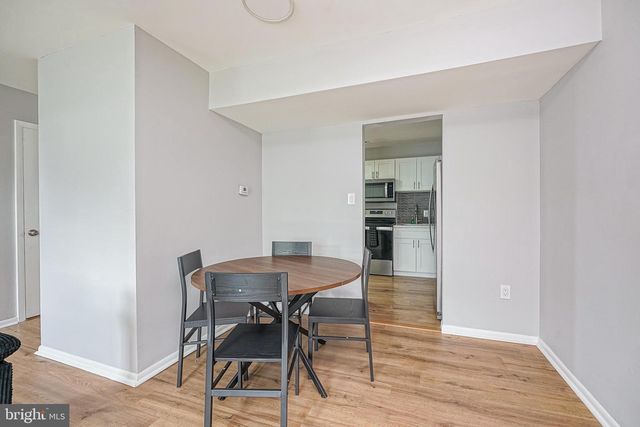 341 CLARKSON ST, Burlington, NJ 08016