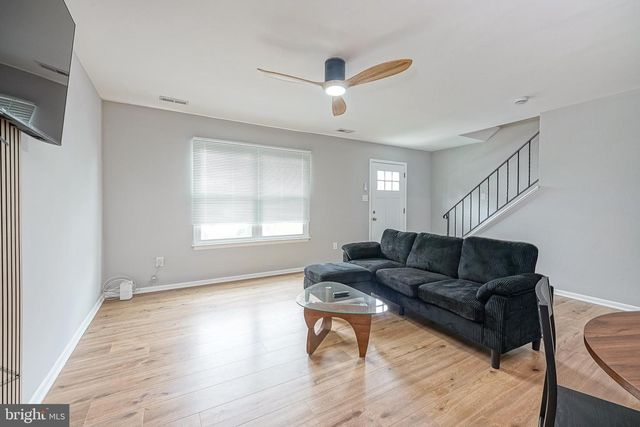 341 CLARKSON ST, Burlington, NJ 08016