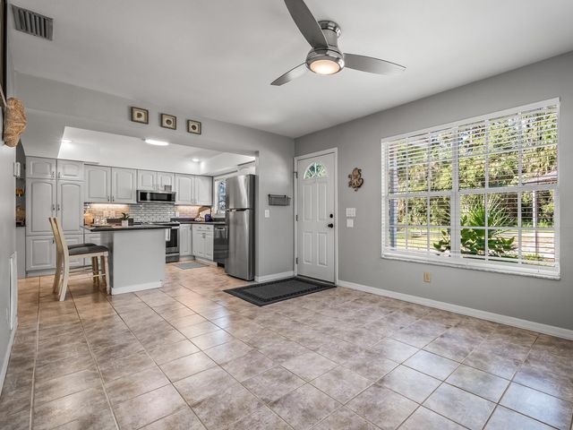 107 Infield, Carrabelle, FL 32322