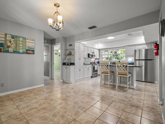 107 Infield, Carrabelle, FL 32322