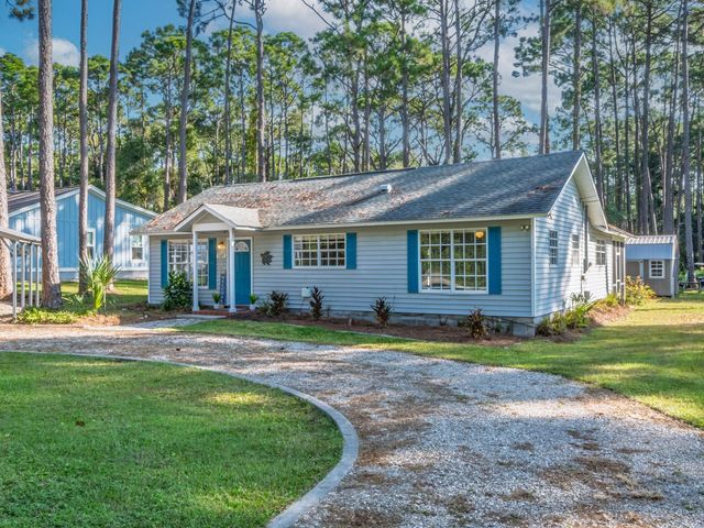 107 Infield, Carrabelle, FL 32322