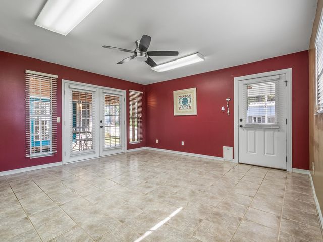 107 Infield, Carrabelle, FL 32322