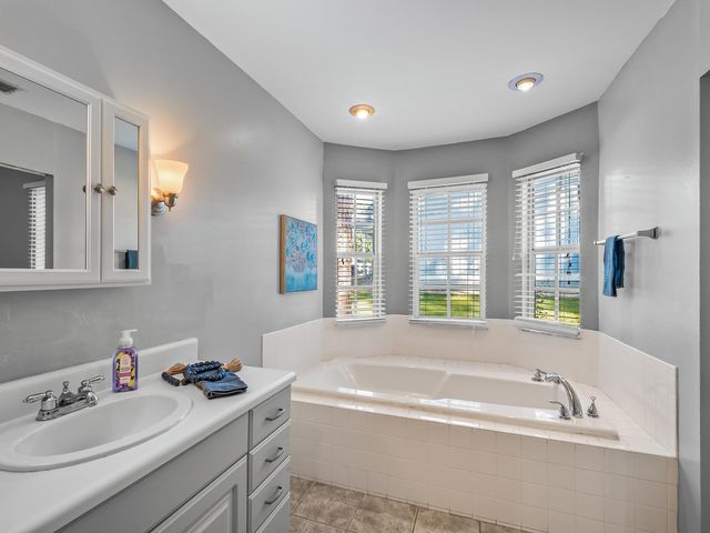 107 Infield, Carrabelle, FL 32322