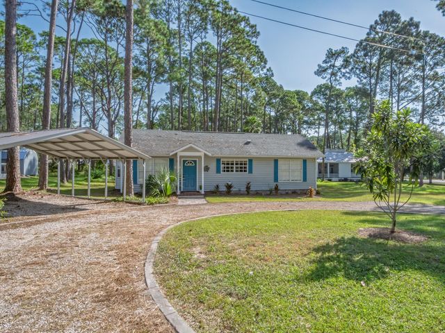 107 Infield, Carrabelle, FL 32322