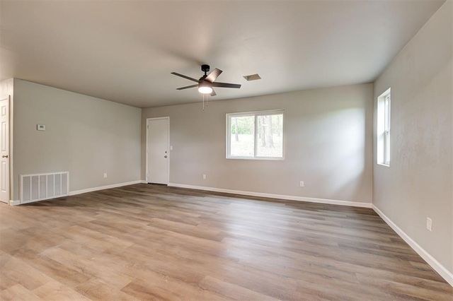 8500 152nd Avenue, Noble, OK 73068