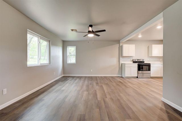 8500 152nd Avenue, Noble, OK 73068