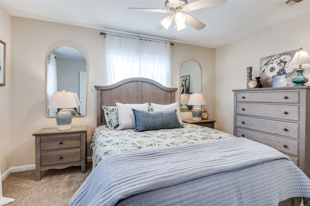 180 Oakhurst Drive, Bedford, TX 76022