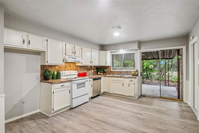 744 NW 111th Street, Oklahoma City, OK 73114