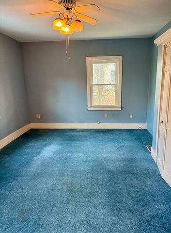 46 Colrain St, Greenfield, MA 01301