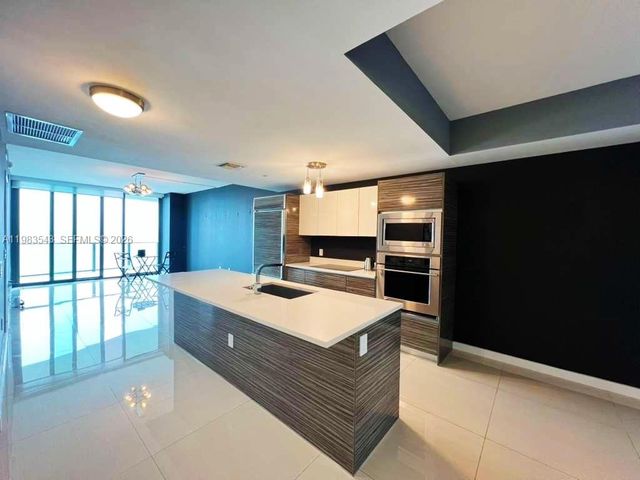 460 NE 28th St 1407, Miami, FL 33137