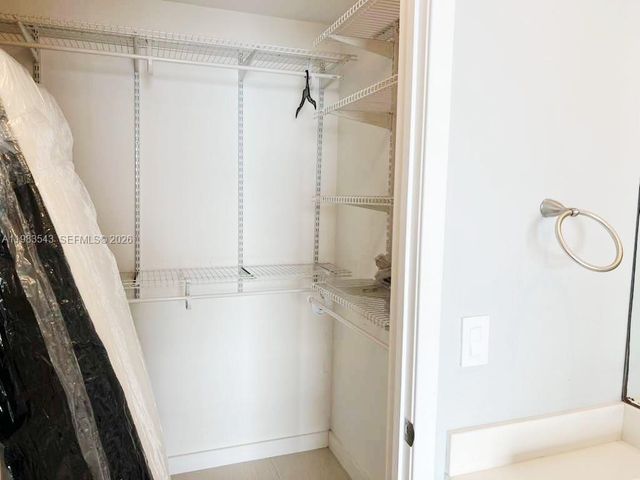 460 NE 28th St 1407, Miami, FL 33137