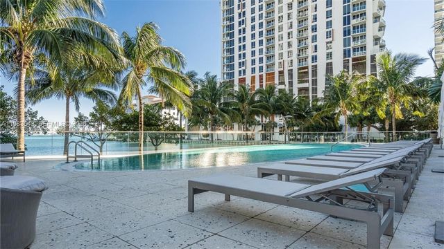 460 NE 28th St 1407, Miami, FL 33137