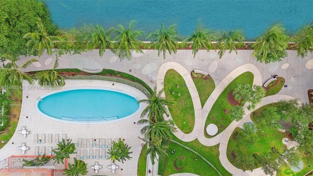 460 NE 28th St 1407, Miami, FL 33137