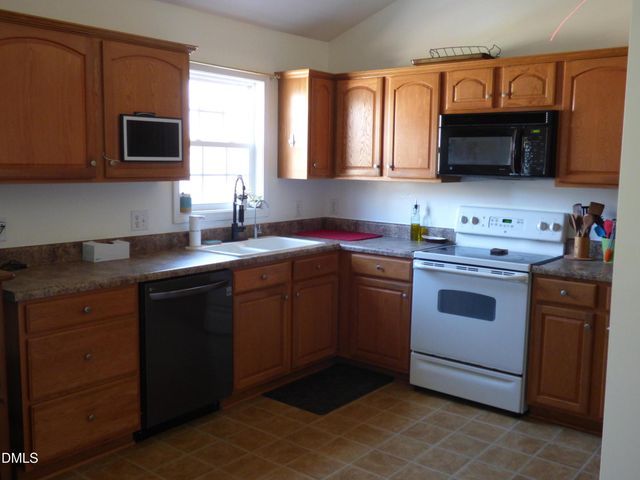 7657 Oak Flat Lane, Snow Camp, NC 27349