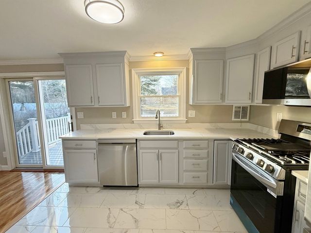 105 Duncan Rd, Stoughton, MA 02072