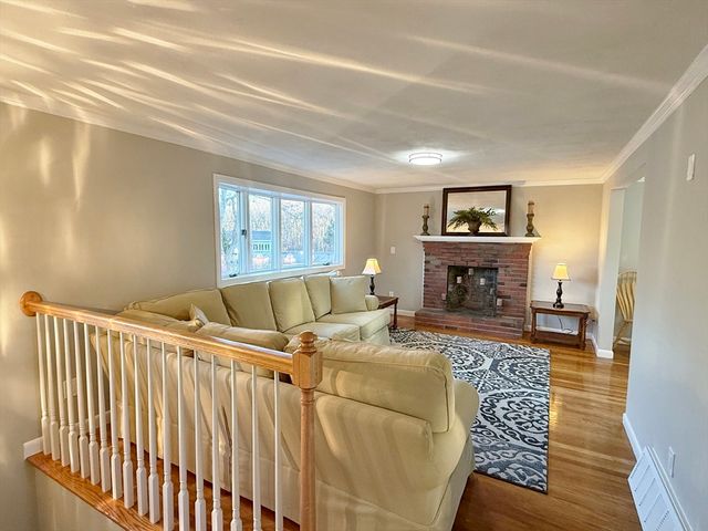 105 Duncan Rd, Stoughton, MA 02072