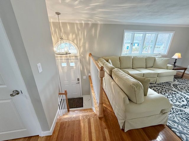 105 Duncan Rd, Stoughton, MA 02072