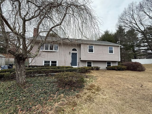 105 Duncan Rd, Stoughton, MA 02072