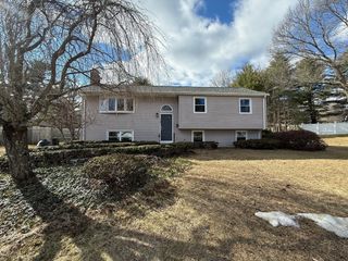 105 Duncan Rd, Stoughton, MA 02072