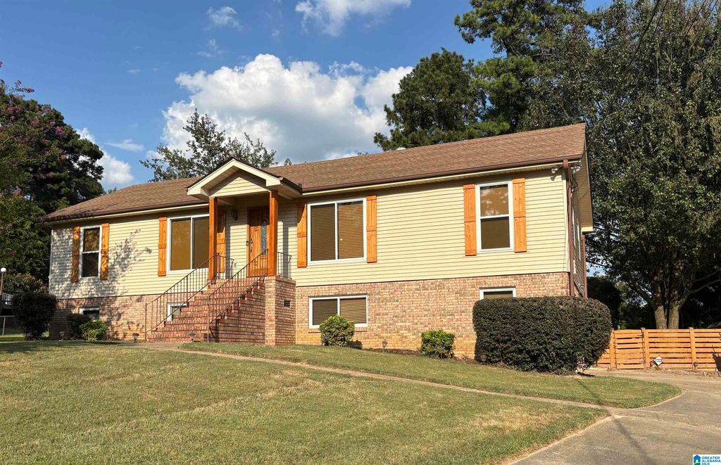803 12TH TERRACE, Pleasant Grove, AL 35127