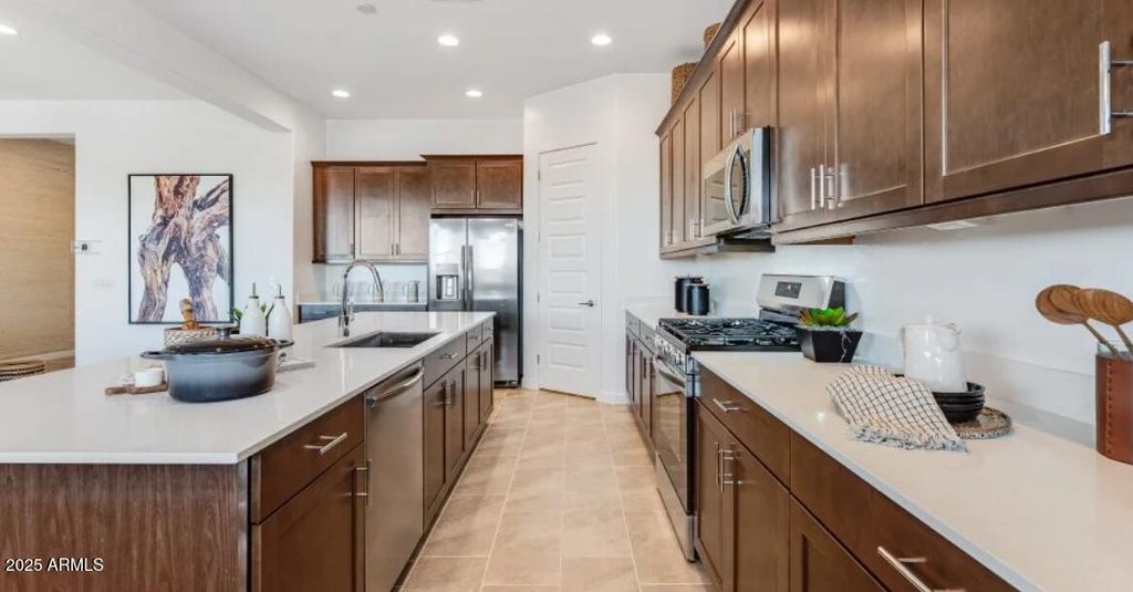 25304 N 150TH Lane, Surprise, AZ 85387 — photo 5