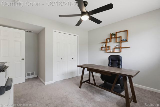 30130 Marimoor Street, Beverly Hills Village, MI 48025