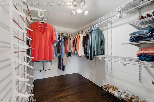 30130 Marimoor Street, Beverly Hills Village, MI 48025