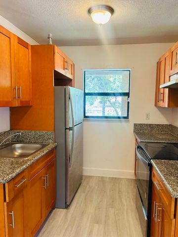 844 NW 3rd Avenue B, Fort Lauderdale, FL 33311