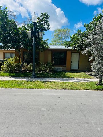 844 NW 3rd Avenue B, Fort Lauderdale, FL 33311
