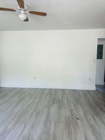 844 NW 3rd Avenue B, Fort Lauderdale, FL 33311