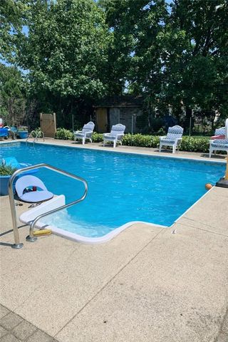 72 Westfield Drive, Cranston, RI 02920