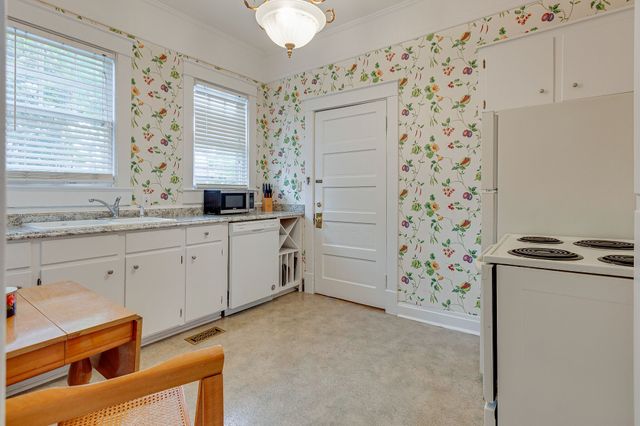 210 5th Ave S Apt 2, Franklin, TN 37064