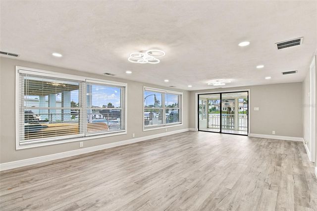 4549 TOPSAIL TRAIL, New Port Richey, FL 34652