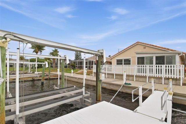 4549 TOPSAIL TRAIL, New Port Richey, FL 34652