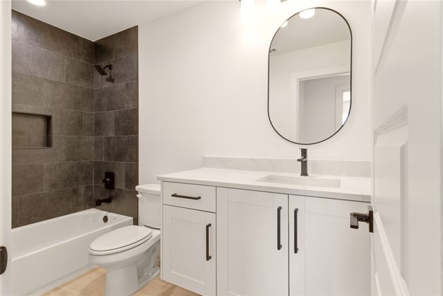 8909 Lowell Street, Rowlett, TX 75089