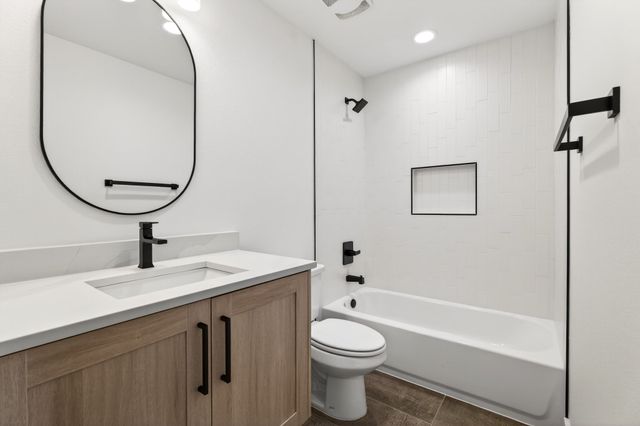 8909 Lowell Street, Rowlett, TX 75089