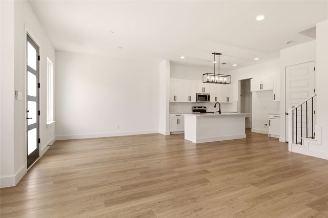8909 Lowell Street, Rowlett, TX 75089