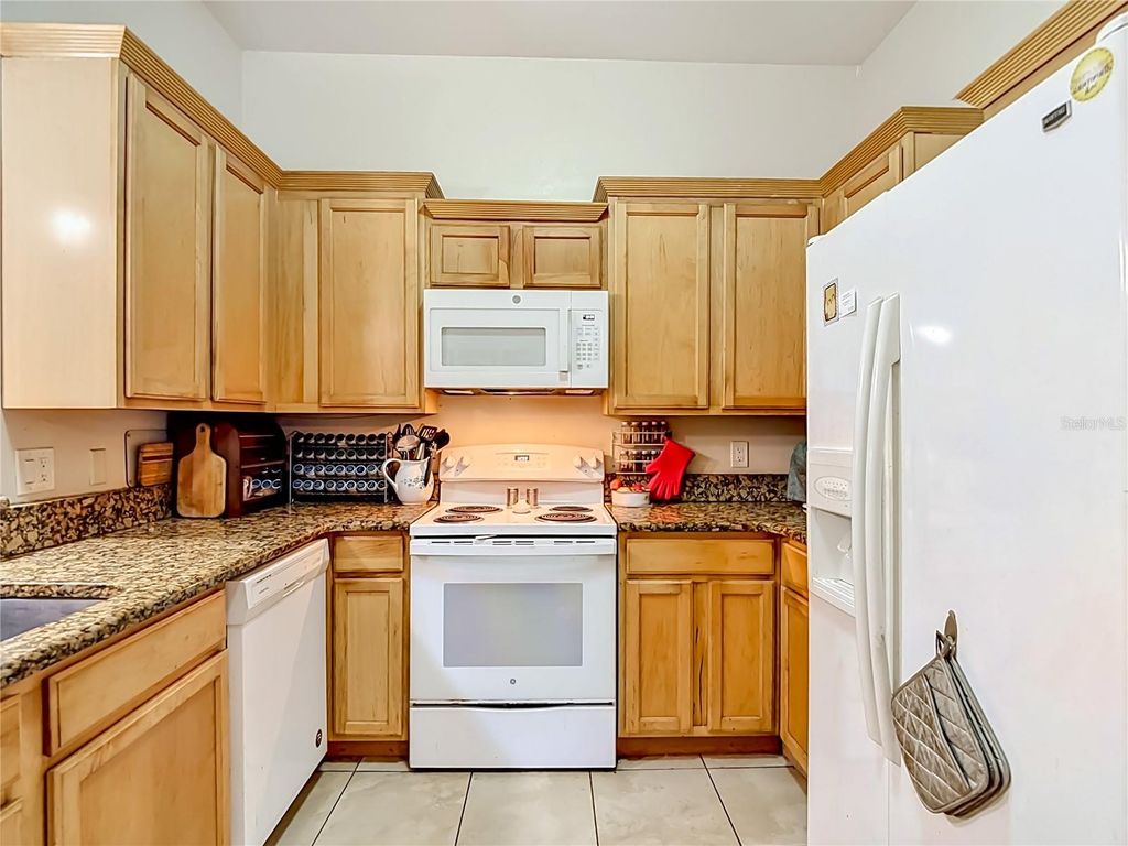 Image 11 of property listing at 2708 N JEFFERSON STREET, Tampa, FL 33602
