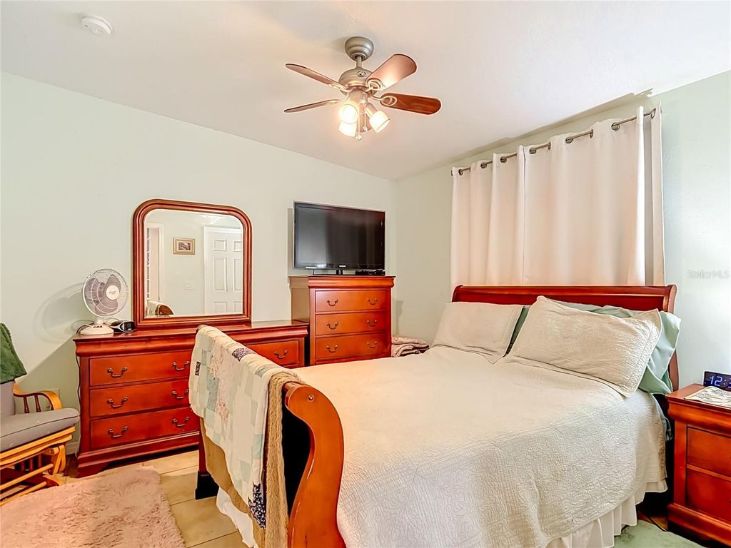 Image 20 of property listing at 2708 N JEFFERSON STREET, Tampa, FL 33602