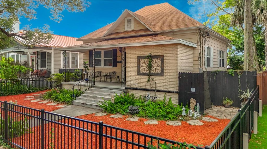 Image 3 of property listing at 2708 N JEFFERSON STREET, Tampa, FL 33602