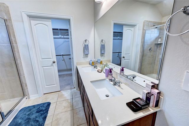 865 Spruce Pine Drive, Conroe, TX 77318