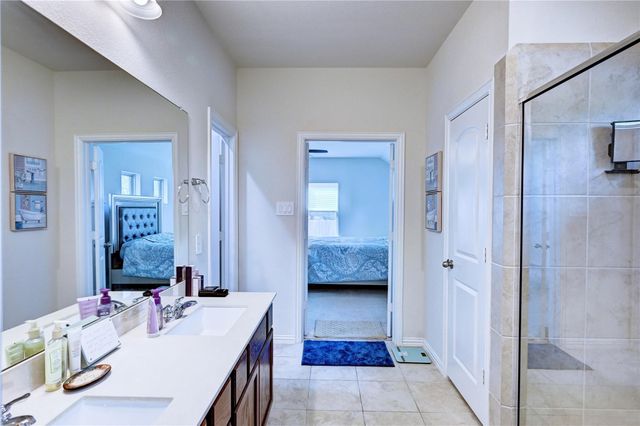 865 Spruce Pine Drive, Conroe, TX 77318